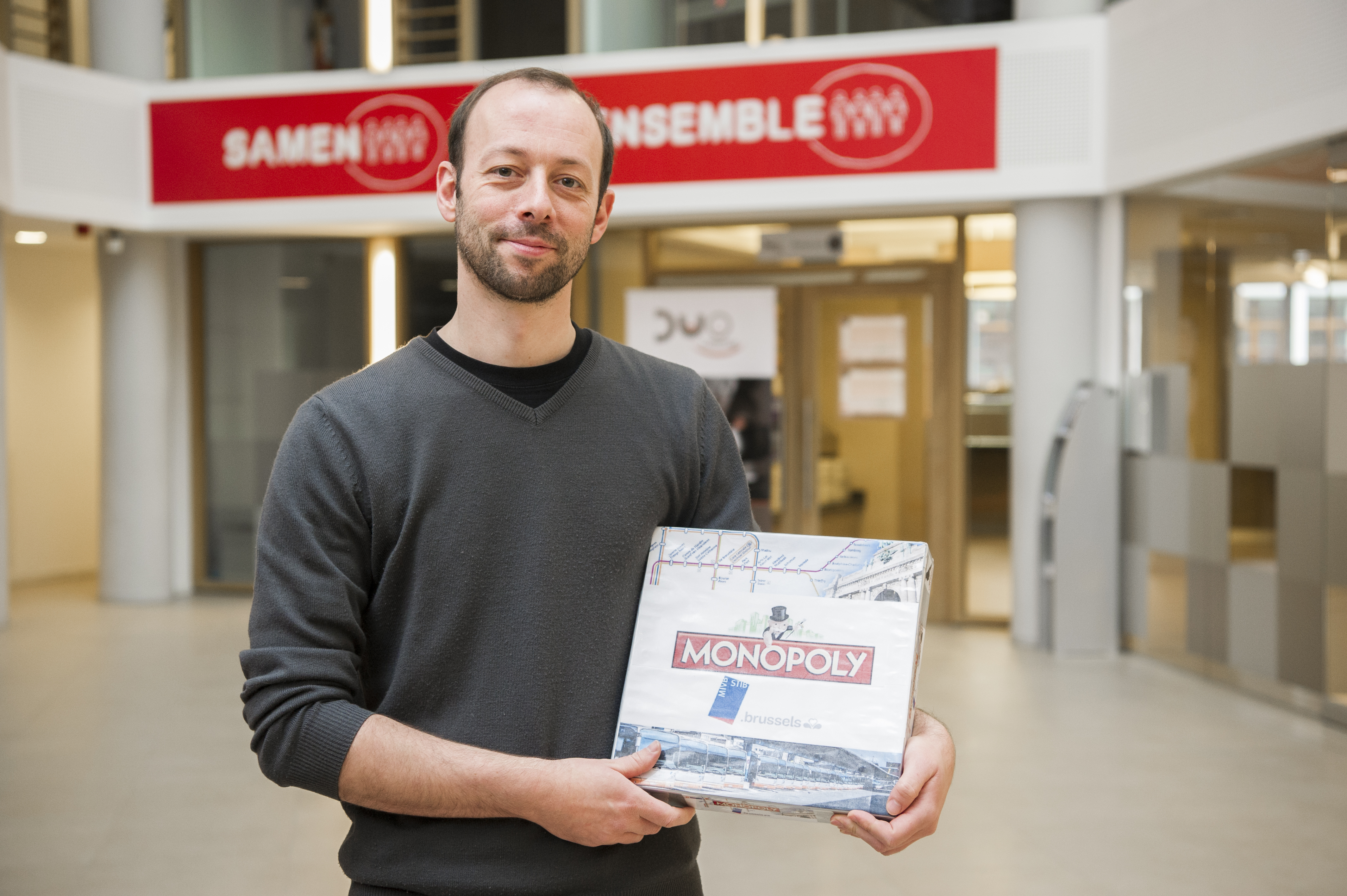 Ga verder naar “Start” met de MIVB-versie van monopoly