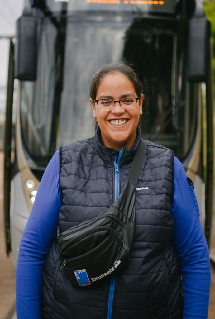 fadoua meilleure conductrice de tram stib