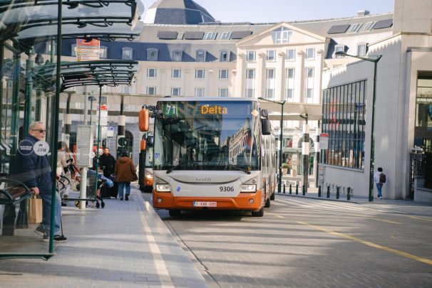 bus71bxl